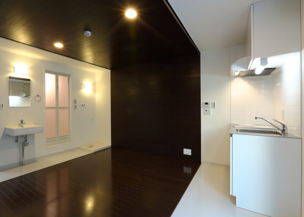 B-FLAT4